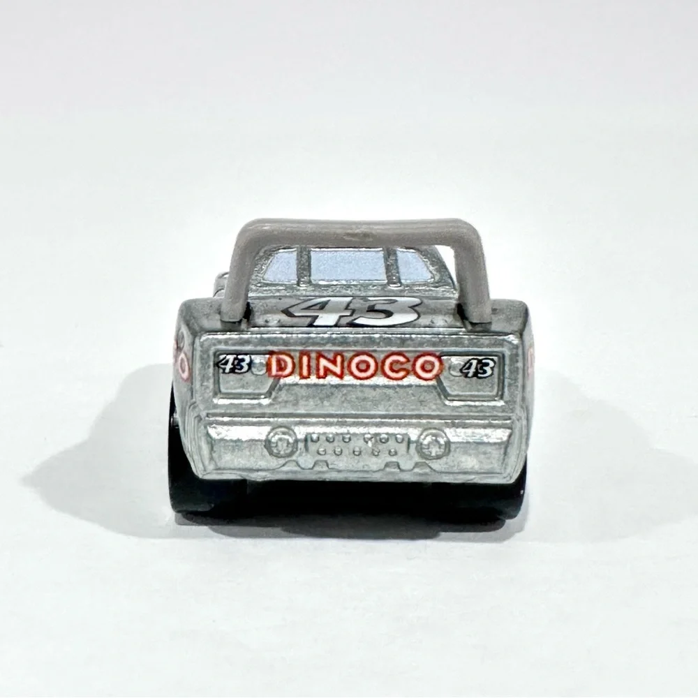 Disney Cars Die-cast Mini Racers Metallic The King Strip Weathers 2017